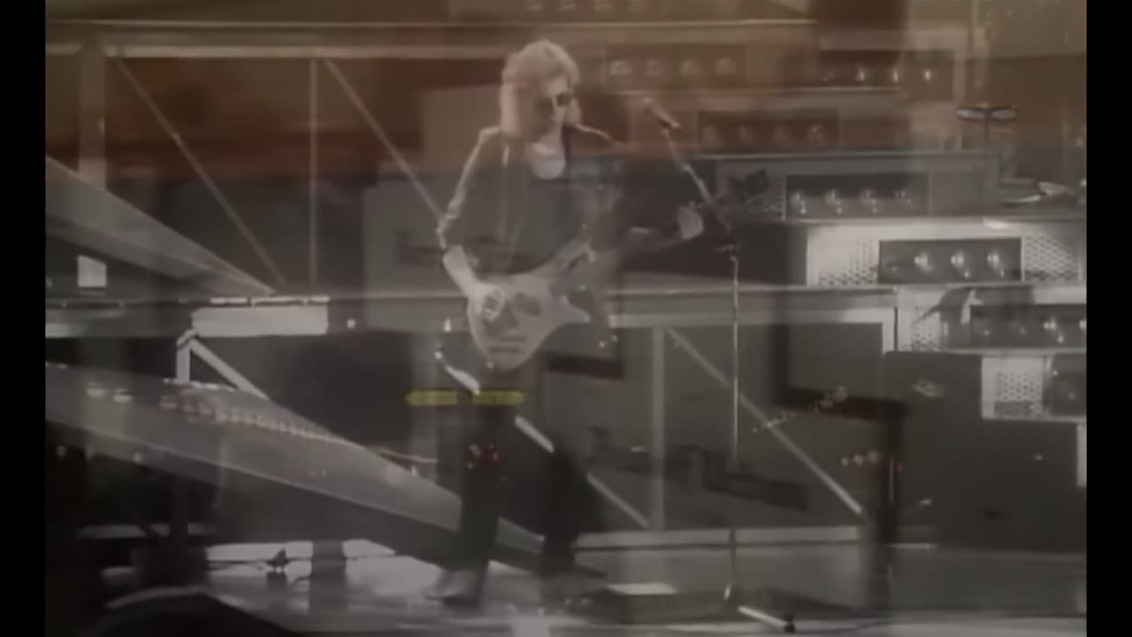 Scorpions - Wind Of Change (Official Music Video)