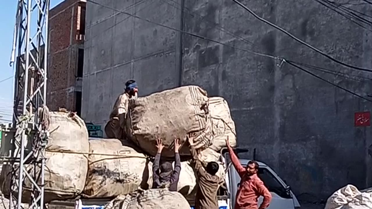 Hard labour life #viral video