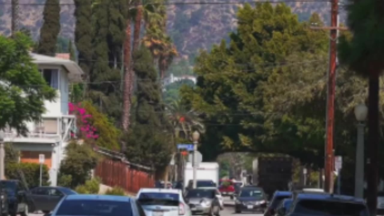 California Exodus: The U-Haul Indicator