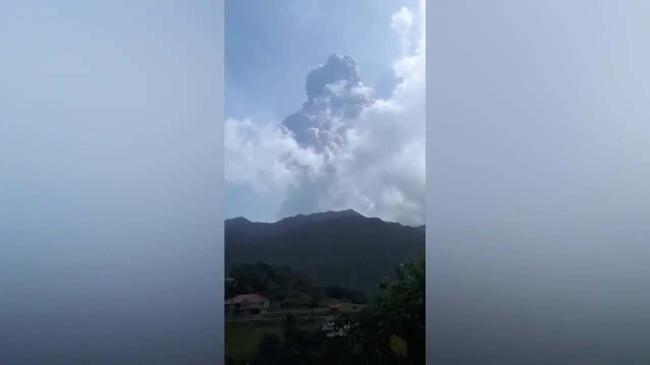 Eruption of La Soufriere volcano in St. Vincent began