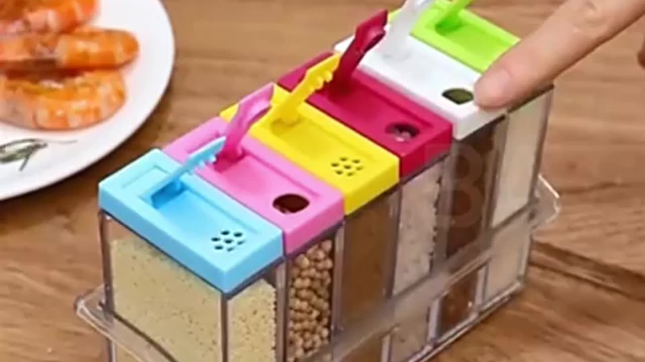 Spices dividor