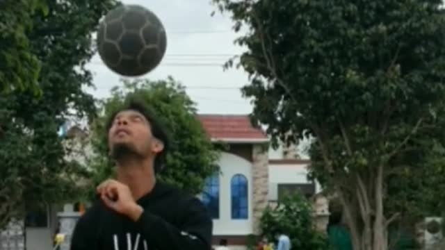 Football skills| freestyle football