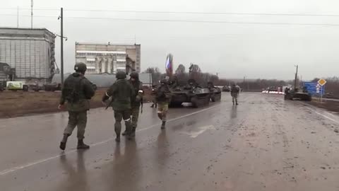 Russian Armed Forces and LPR units meet in Novoaidar