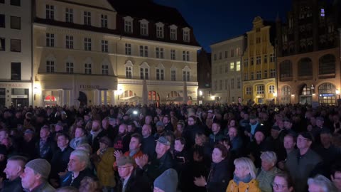 Stralsund - Kleiner Beitrag der Moderatoren und Ankündigung Torsten Grundke an 19-10-2022