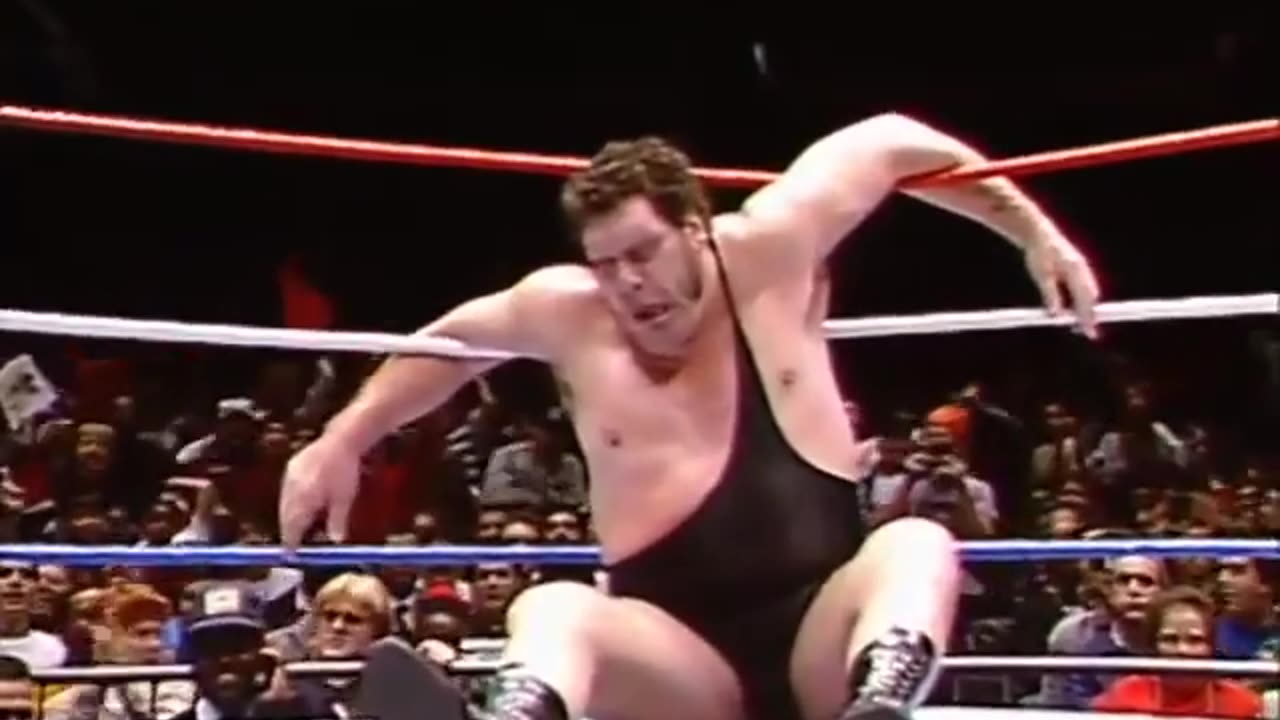 Andre the Giant vs Randy 'Macho Man' Savage (Oct 88)