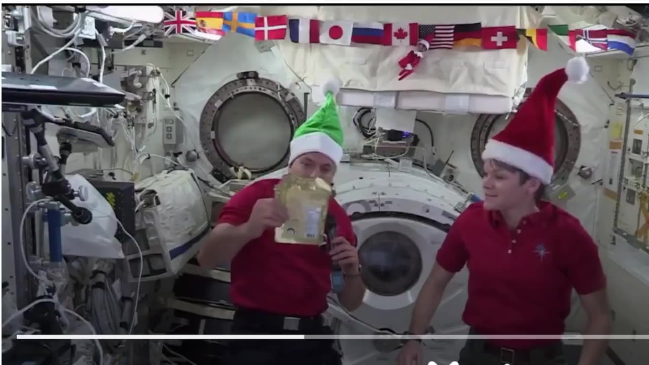 NASAS Christmas-ISS Accident Proves That The ISS Is Not In Space! Flat Earth