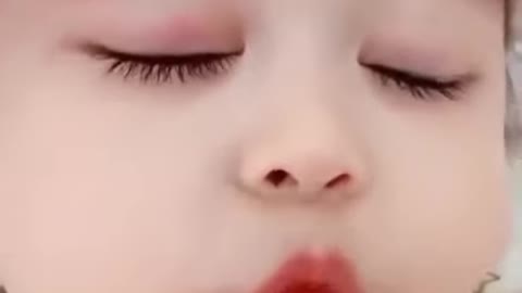 Cute baby 💕 Kiss