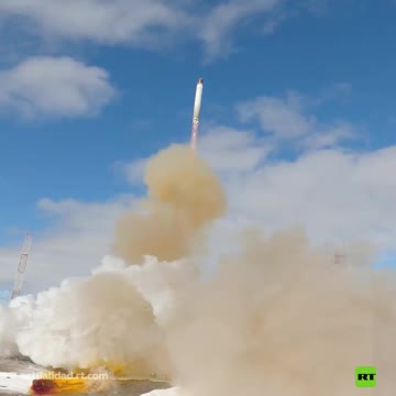Altre immagini del lancio del missile balistico intercontinentale russo Sarmat.I test di volo sarmat sono stati effettuati oggi al cosmodromo russo di Plesetsk. Sarmat sarà incorporato nell'arsenale delle truppe missilistiche del paese