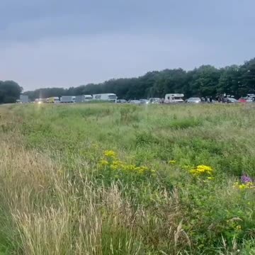 Netherlands: Dutch honk to support farmers convoy (July 6, 2022)