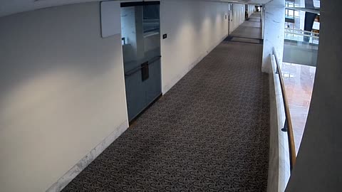 1472HSOB02SH211SouthHallway_2021-01-06_10h40min01s187ms.mp4