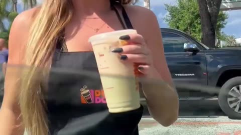 Anybody wants cream im their coffee.