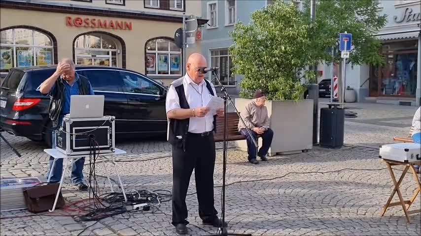 Eröffnung, kleine Andaсht, Gedenken an Friedriсh Boltz - KAMENZ, Markt, 13 05 2022, Kundgebung