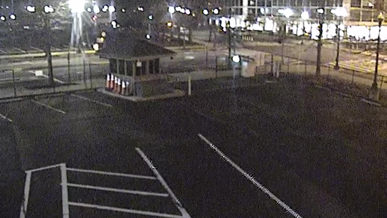 1902LOTS00Lot12SenateParking_2021-01-05_22h11min04s027ms.mp4