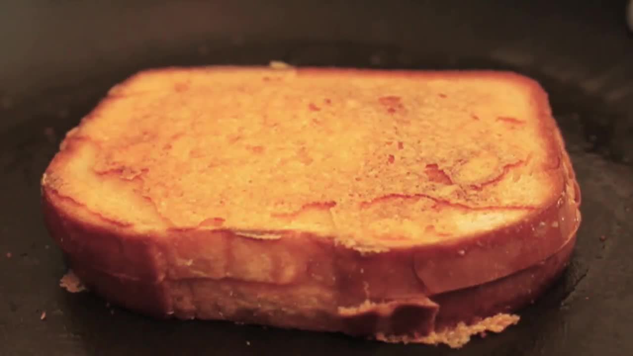 Inside out grilled cheese