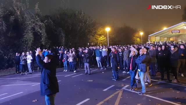 Dinamo vodi: veselje navijača