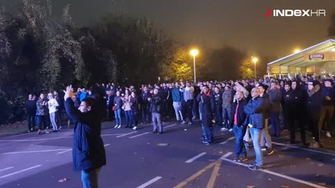 Dinamo vodi: veselje navijača