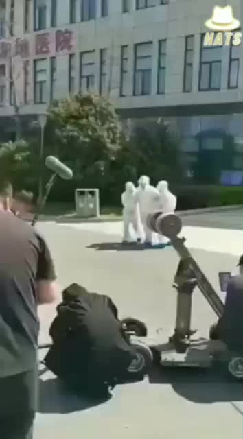 Bad Acto￼￼rs At Imaginary Covid-19 Emergency