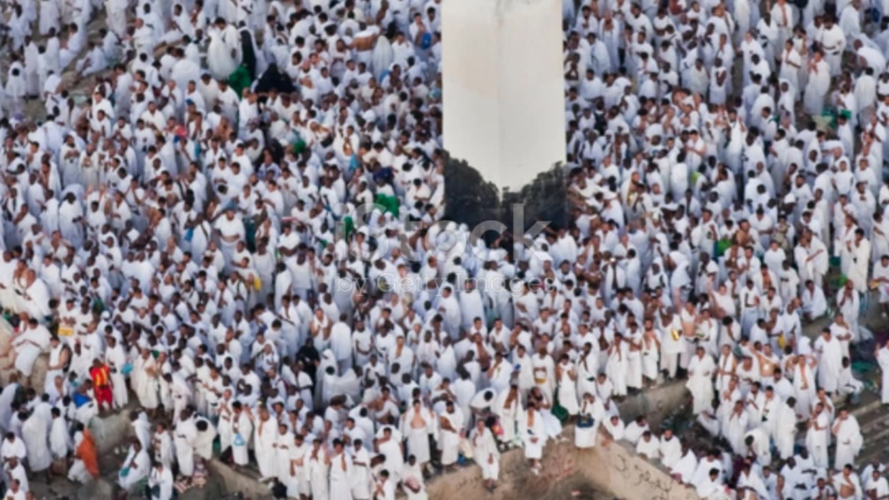 In the Qur'an, the practice of Dhikr during the days of Hajj_#islam #hajj #quran