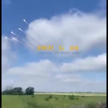 'Russian Aerospace Forces Overfly New Offensive Preparations' - Ukraine War Combat Footage 2022