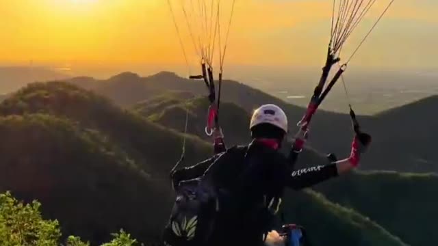 paraglider take off