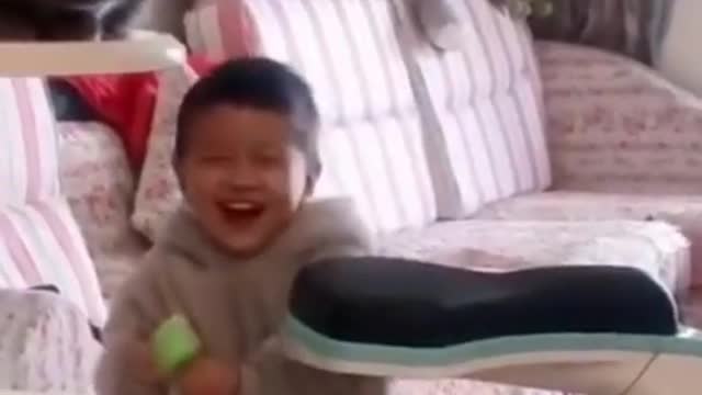 most laughing video