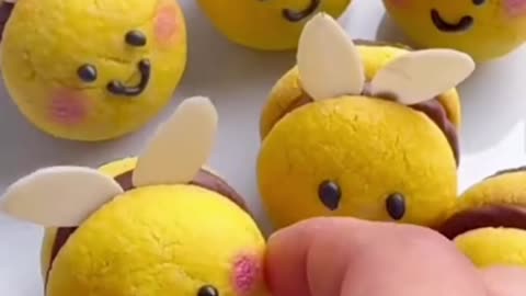 little bee cookies