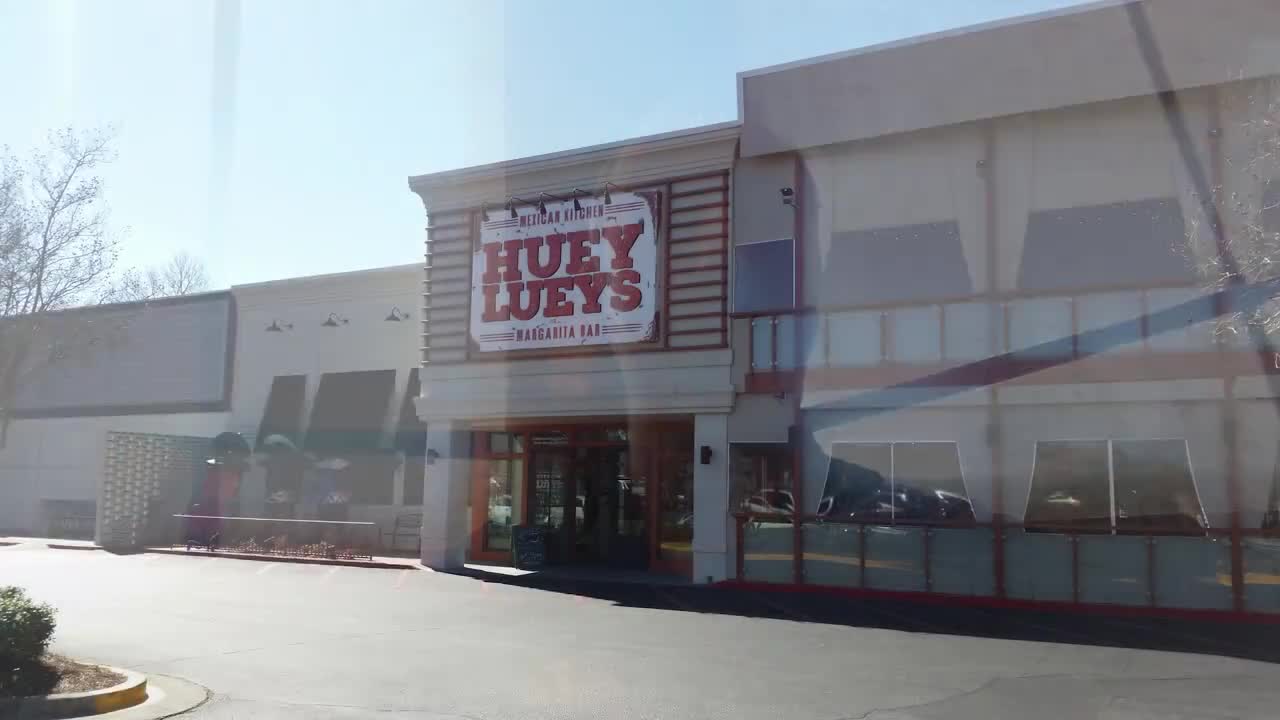 Huey Luey's in Sandy Springs, Georgia