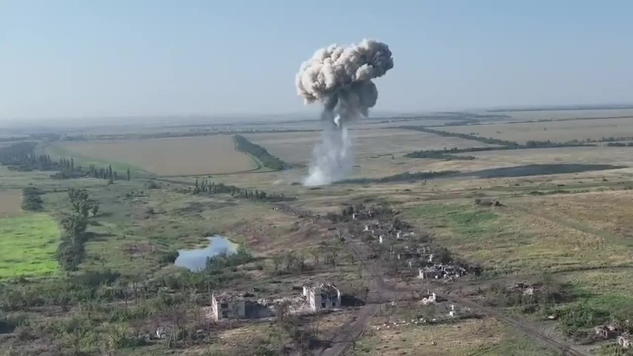 💥 Ukraine Russia War | Ukrainian Drone Targets Abandoned Russian BMP | Explosive Destruction | RCF