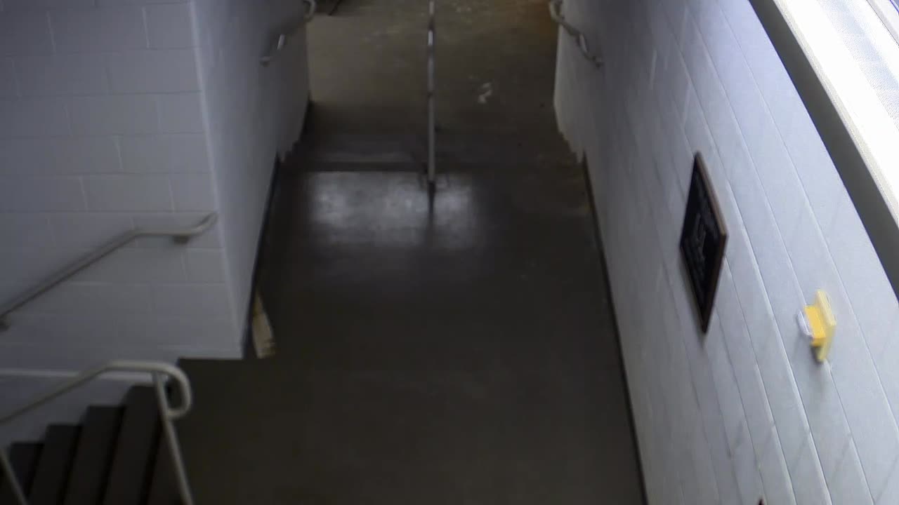 7187CVCULStair45North_2021-01-06_16h40min01s433ms.mp4