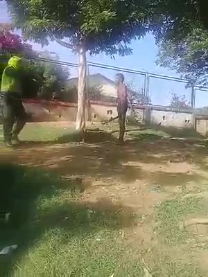 Menor se enfrenta con la Policía en San Cayetano