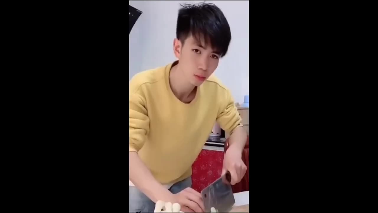 Cat 😺🐈