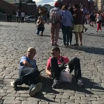 Even if there is no one on the bus, the driver will drive the bus to the end.