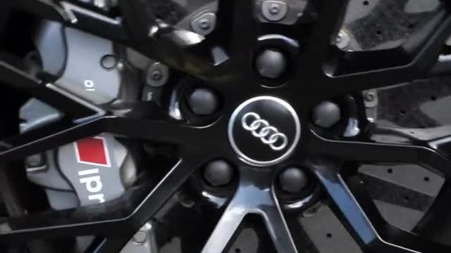 Dynamic appreciation of R8 V10 Performance