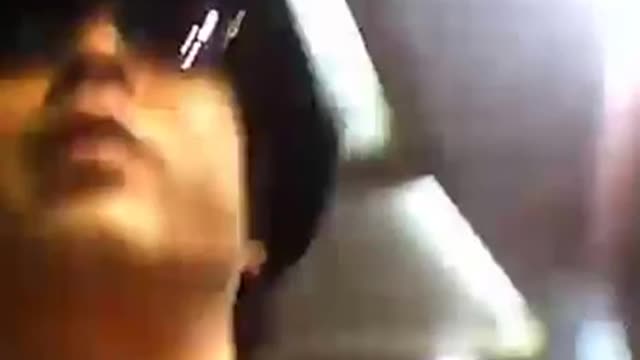 京都三条にて路上ライブ。ともぞう