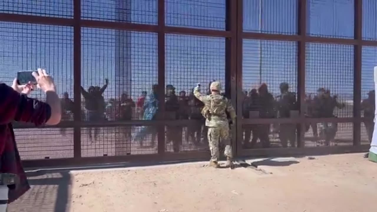 INVASION: Shocking scene at El Paso border checkpoint caught on video