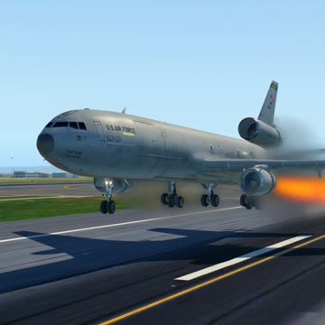 Military Aircraft KC-10 Extender Emergency Landing / X-Plane 11