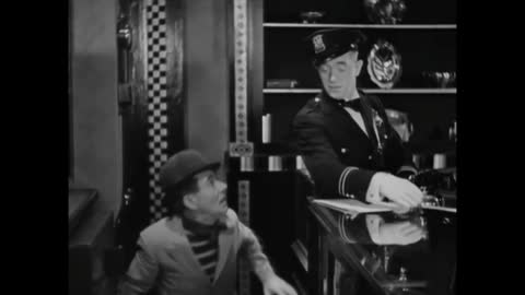 L&H.The.Midnight.Patrol.(1933.internal.bdrip)