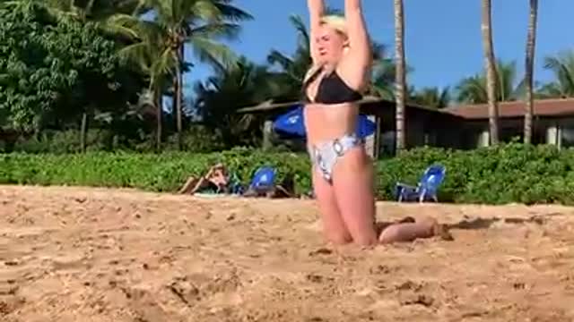 Funny beach and sand Fails 2020