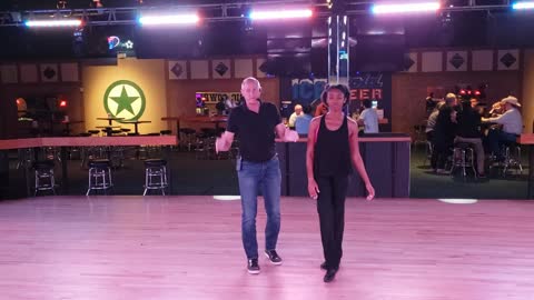 West Coast Swing @ Electric Cowboy with Wes Neese 20220417 192818