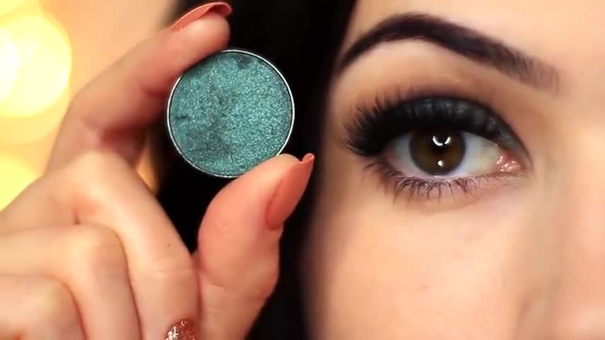 Beginners Eye Makeup Tutorial Using One- Matte and One Metallic | How To Apply Eyeshadow