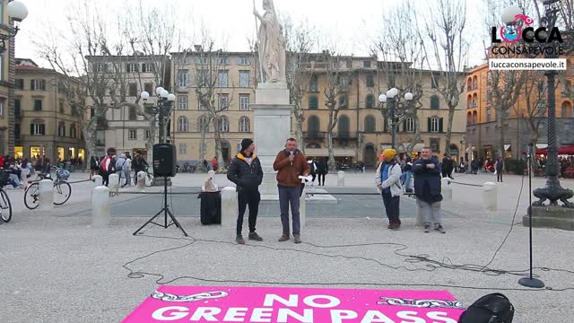 2022-03-26/12 - 23° evento Lucca Consapevole a Lucca. Intervento di Novica, Michele e Massimiliano