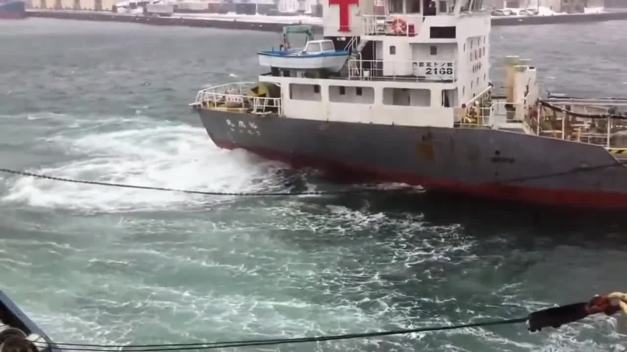 10 Ship Accidents Caught on Video