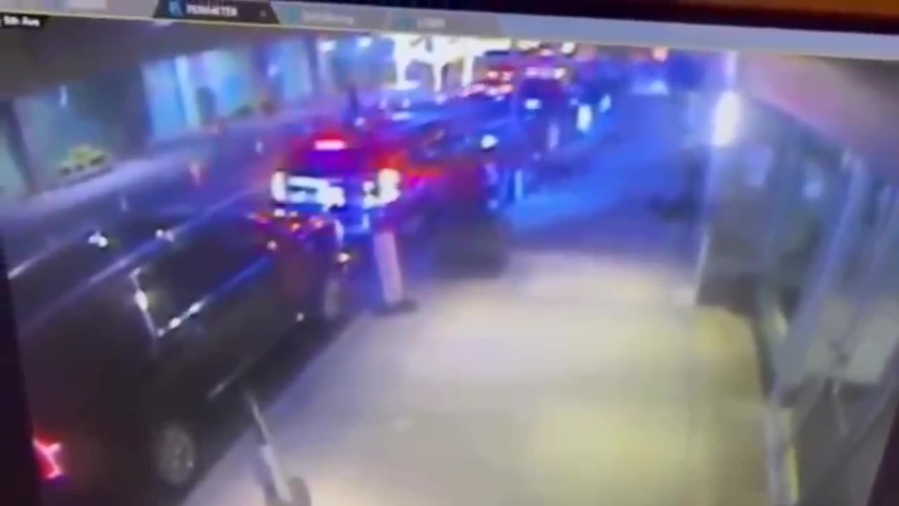 CCTV footage of the assassination of United Healthcare CEO Brian Thompson