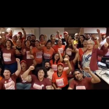 Ladrão a culpa é sua a greve continua !