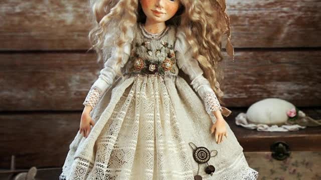 Belgorod Artist Hand Makes One-Of-A-Kind Vintage Dolls