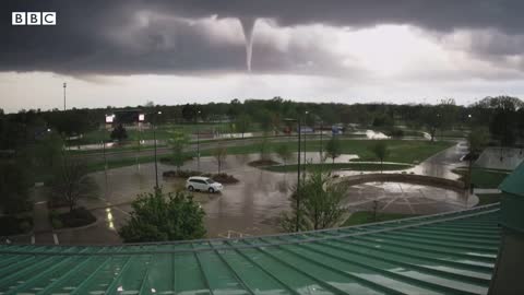 CCTV captures Kansans tornado churning in car park