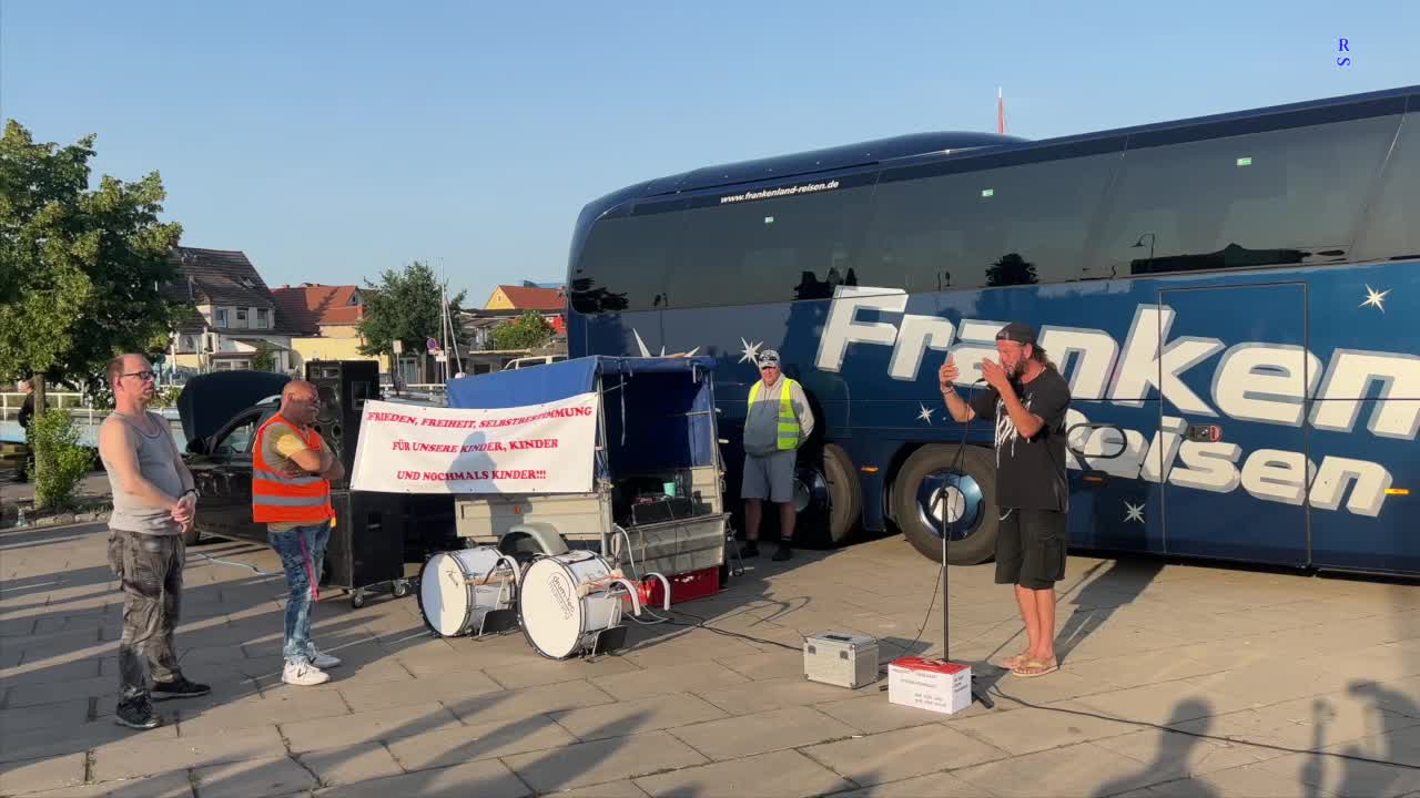 Wolgast - Martin liest einen Beitrag vor 19-07-2022