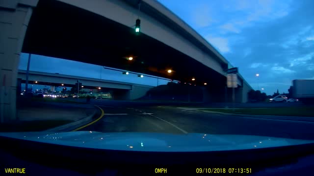 Look at the stop light!