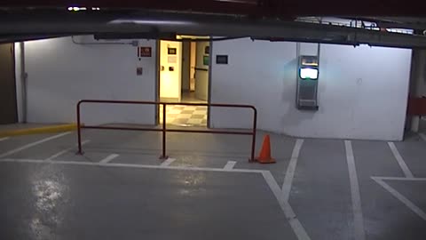 3409CHOBBANorthwestGarage_2021-01-06_12h00min01s003ms.mp4