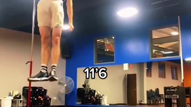 5’11 people if they were 2 inches taller @Obi #hops #dunk #hoops #bball #ballislife